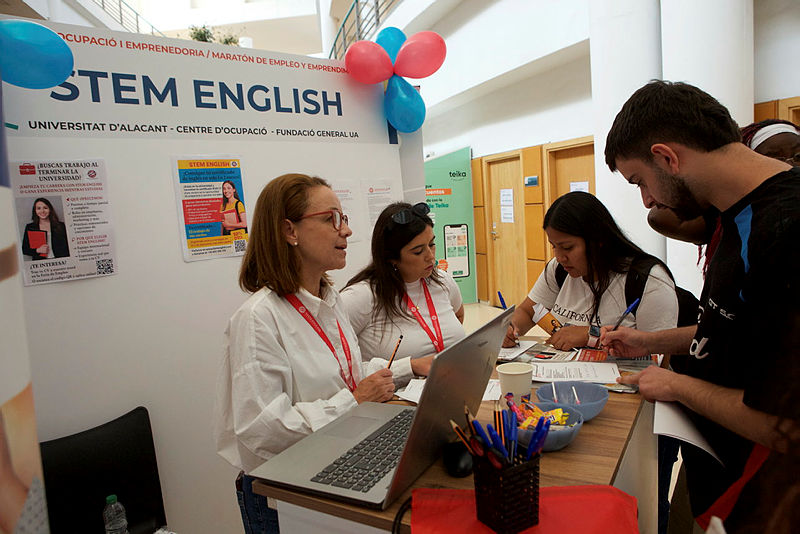 XXVI_MARATON_DE_EMPLEO_Y_EMPRENDIMIENTO_2025_1238_jpg_lie79oPyMaVJ8-NjQA0A_dCNDoL4nAX