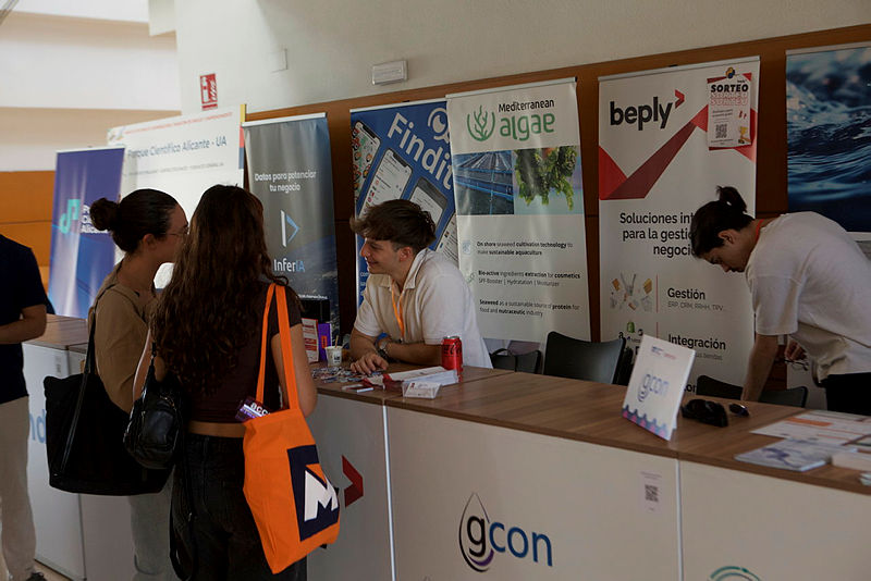 XXVI_MARATON_DE_EMPLEO_Y_EMPRENDIMIENTO_2025_949_jpg_liec6_7xMetF8-NjQA0A_oesRPzAy78